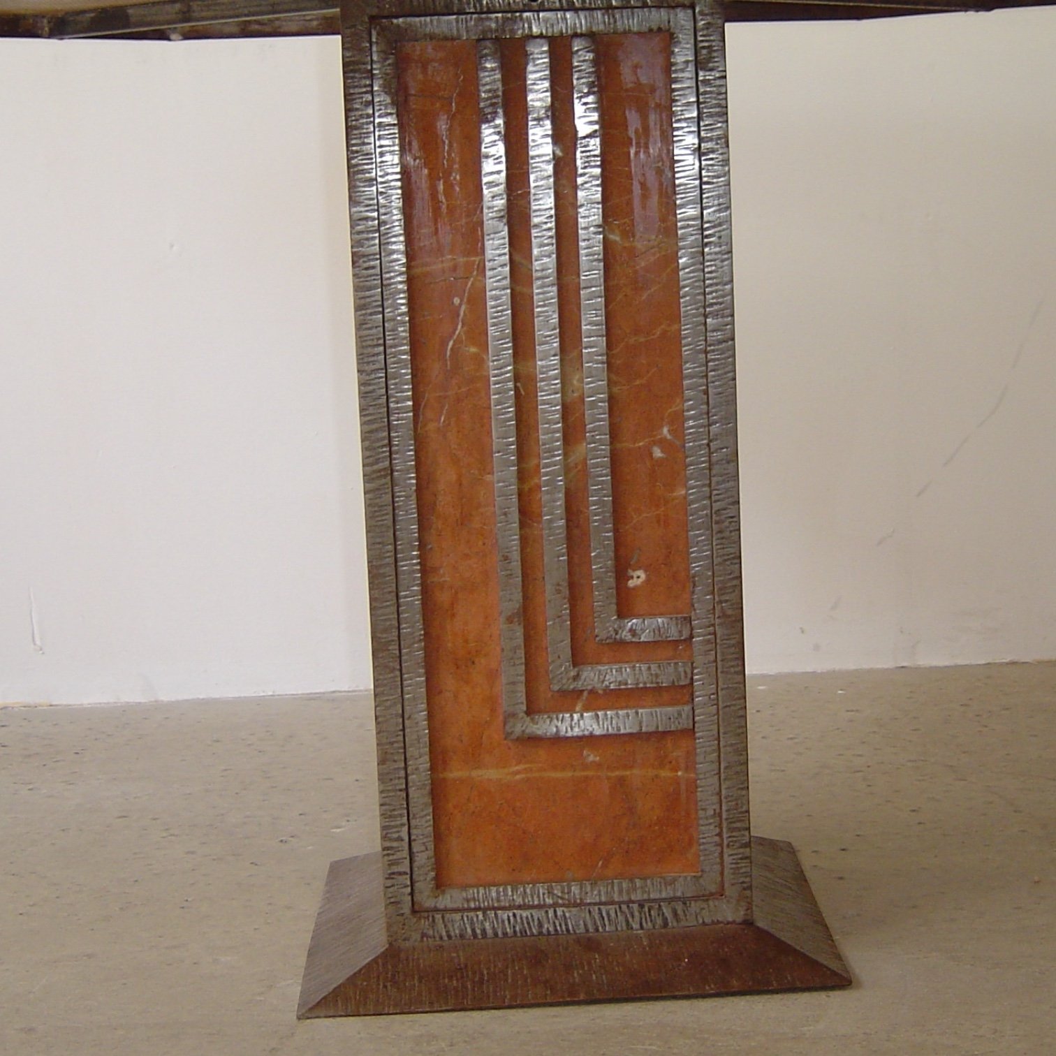 Attributed to Edgar brand — Art deco table · 1930 · France