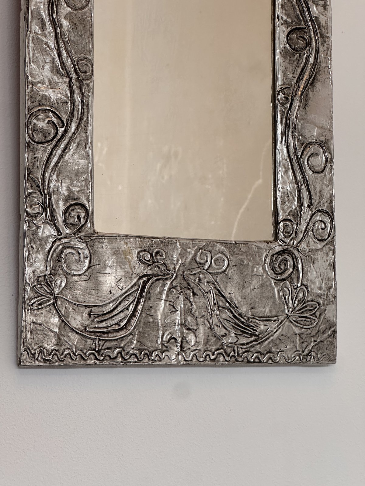 Miroir en etain repousse · 1960 · France