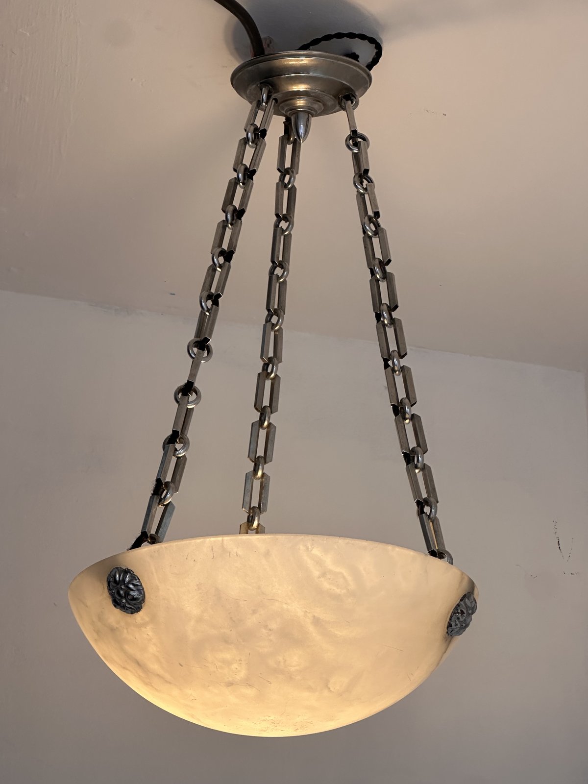 Suspension art deco en albatre · 1930 · France