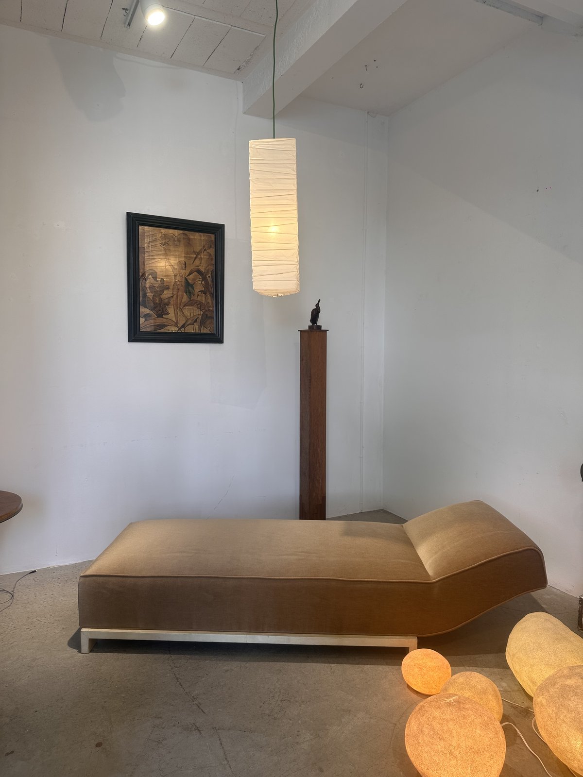 Isamu Noguchi — Suspension en papier · 1990 · Japon